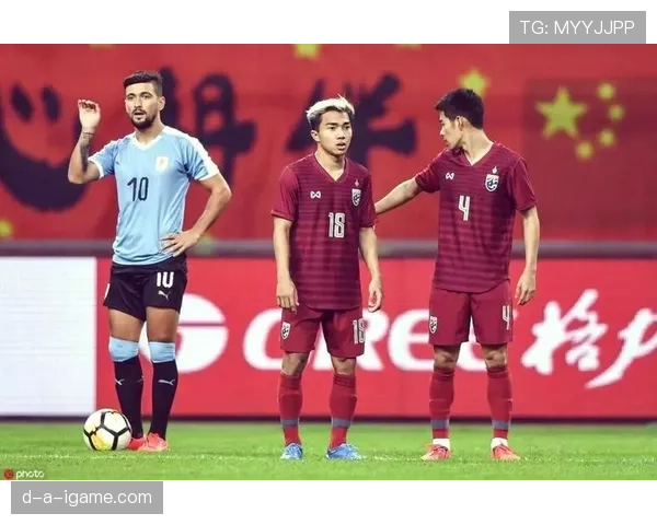 乌拉圭队高压逼抢战术惊艳亮相，防守革新引足坛关注